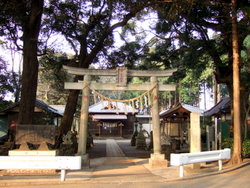 卒土神社